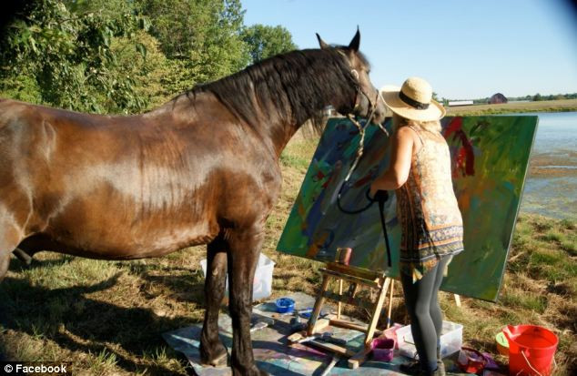 Povestea calului care isi poate castiga singur existenta si care a fost comparat cu un geniu