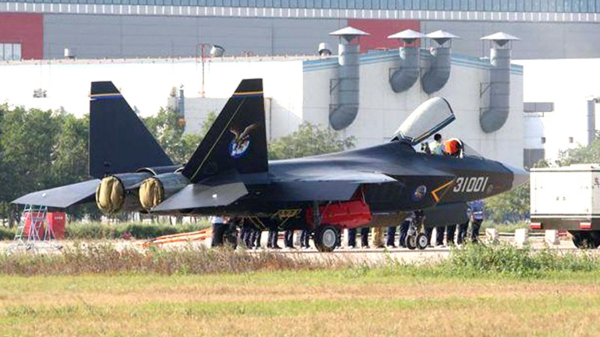 avion Shenyang J-31
