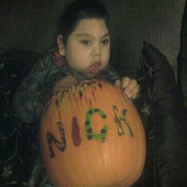 "Trei ani cat un miracol". A murit copilul care s-a nascut fara creier si care a sfidat medicina