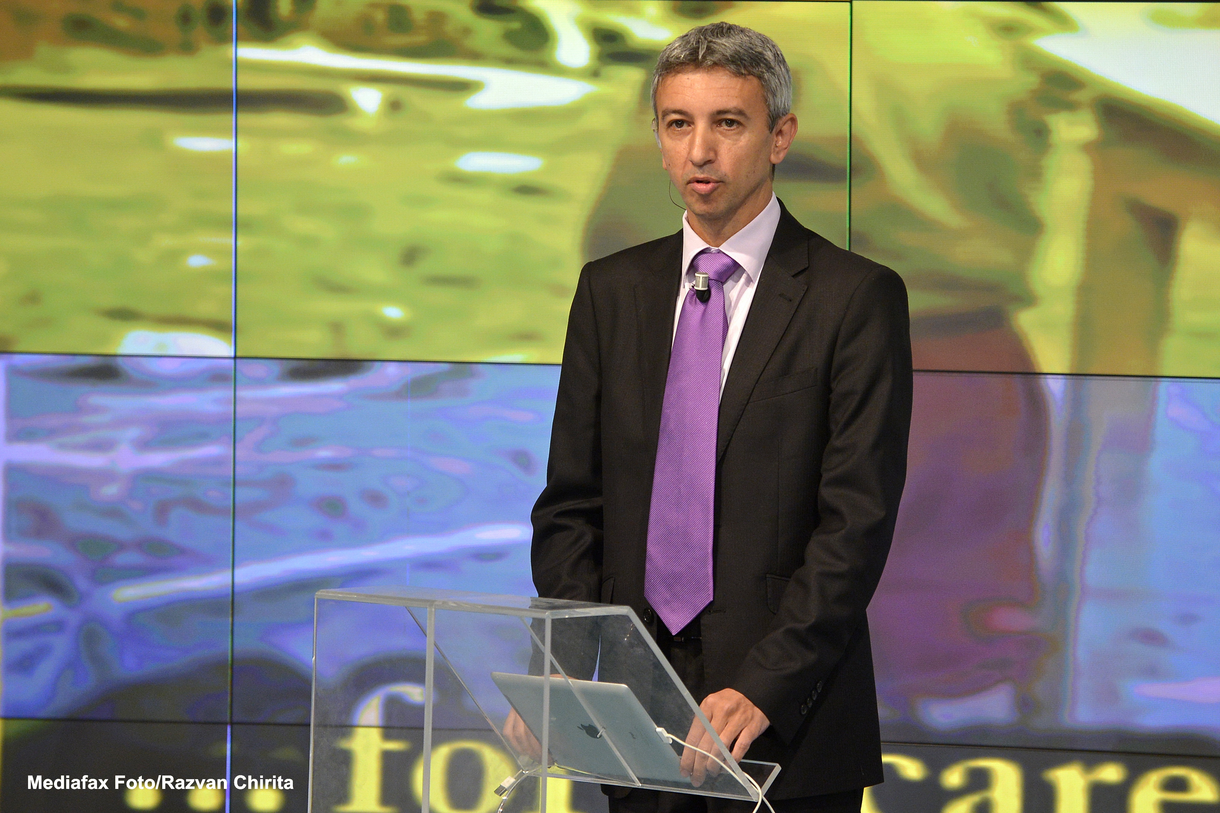 Dan Diaconescu a venit la Targu Jiu, unde va sta 40 de zile, pentru a-si "asigura" victoria