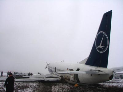 SENTINTA in cazul controlorului de trafic vinovat de accidentul de pe aeroportul Otopeni din 2007