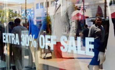 3 mall-uri ar putea sa dispara. Dezvoltatorul tocmai a negociat vanzarea la pret de 10 ori mai mic