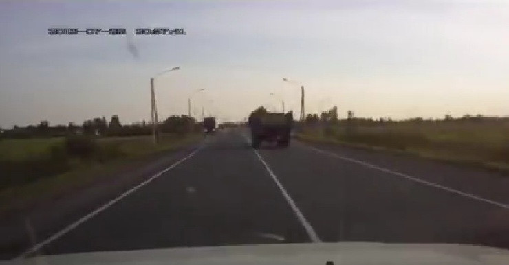 MOTIVUL pentru care nu este bine sa depasesti prin dreapta! VIDEO