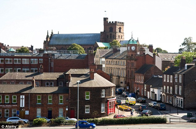 Orasul in care toti locuitorii au 14 parteneri pe an