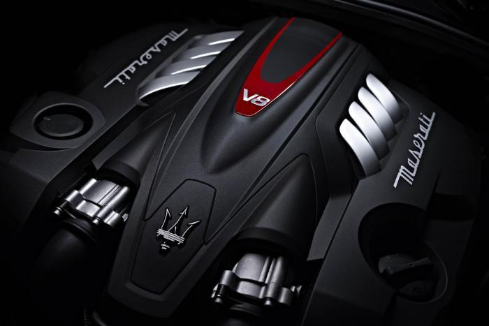 Primele IMAGINI cu noul Maserati Quattroporte inaintea lansarii oficiale la Salonul Auto de la Detroit: GALERIE FOTO