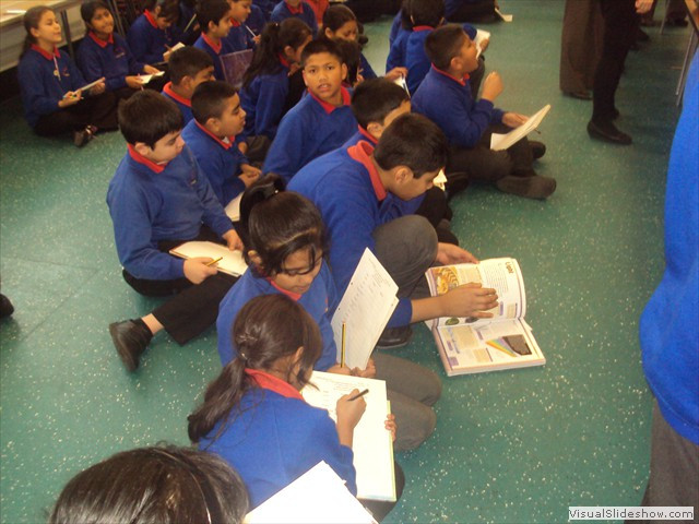 Scandal la o scoala primara din Marea Britanie.Ce faceau profesorii in loc de "sesiune de cercetare"