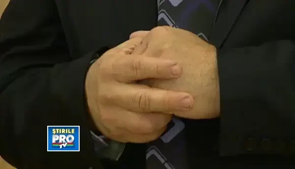 Doru Viorel Ursu si-a lansat la Cluj doua volume despre Revolutie