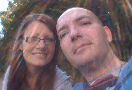 Si-au anuntat moartea pe Facebook, dar nimeni nu le-a dat atentie. Cum au fost gasiti peste 2 zile