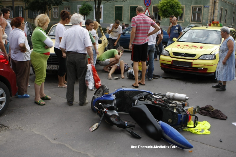 Mopedele vor putea fi conduse, din data de 19 ianuarie 2013, numai cu permis de conducere