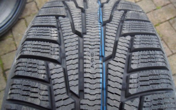 Ce semne trebuie sa fie inscriptionate pe anvelopele de iarna pentru a nu risca sa fiti amendati