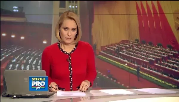 Frumoasa Peng Liyuan, cantareata si GENERAL de armata a Chinei, va fi Prima Doamna a tarii. VIDEO