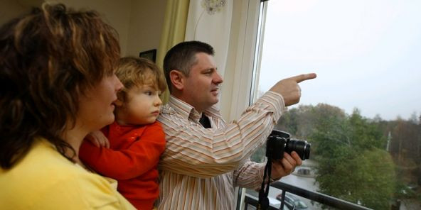 Un roman spune ca a filmat un OZN in Scotia: "Nu am vazut niciodata asa ceva. Arata bizar". VIDEO