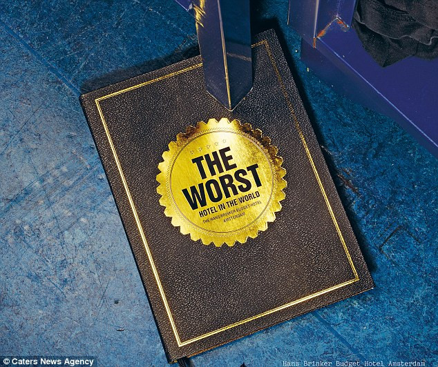 Hans Brinker Budget Hotel