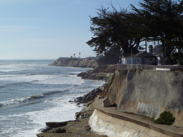 Descoperire de legenda pe o plaja din SUA. Ce au gasit cativa surferi cand apa marii s-a retras.FOTO