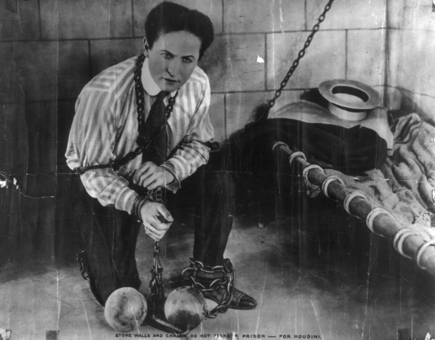 Harry Houdini: Povestea HALUCINANTA a celui mai mare iluzionist din lume!
