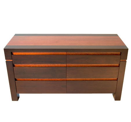 Comoara din sertar pe care sotul ei a ignorat-o toata viata. Dupa moartea sa, femeia se imbogateste