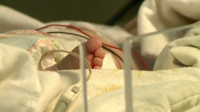 Mutilata in somn de un sobolan. O fetita de doua luni nu va mai vedea niciodata cu un ochi