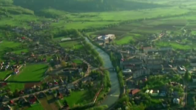 Cand vine vorba de vacante, romanii fug cat mai departe. 70% din vacantele rezervate, in strainatate