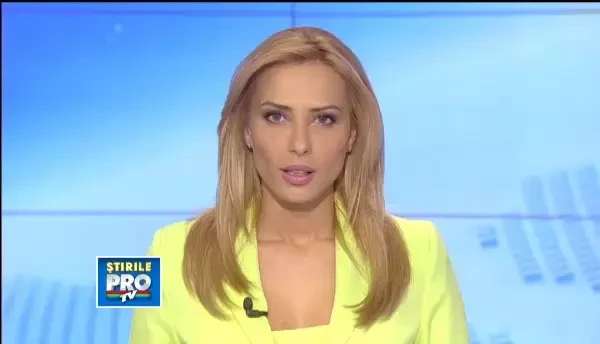 Madalina Ghenea, mai tare ca Robert Pattinson, starul din Twilight, la Festivalul de Film de la Roma