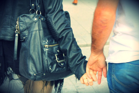 Laura Cosoi este din nou fericita. In viata ei a aparut "un barbat minunat"