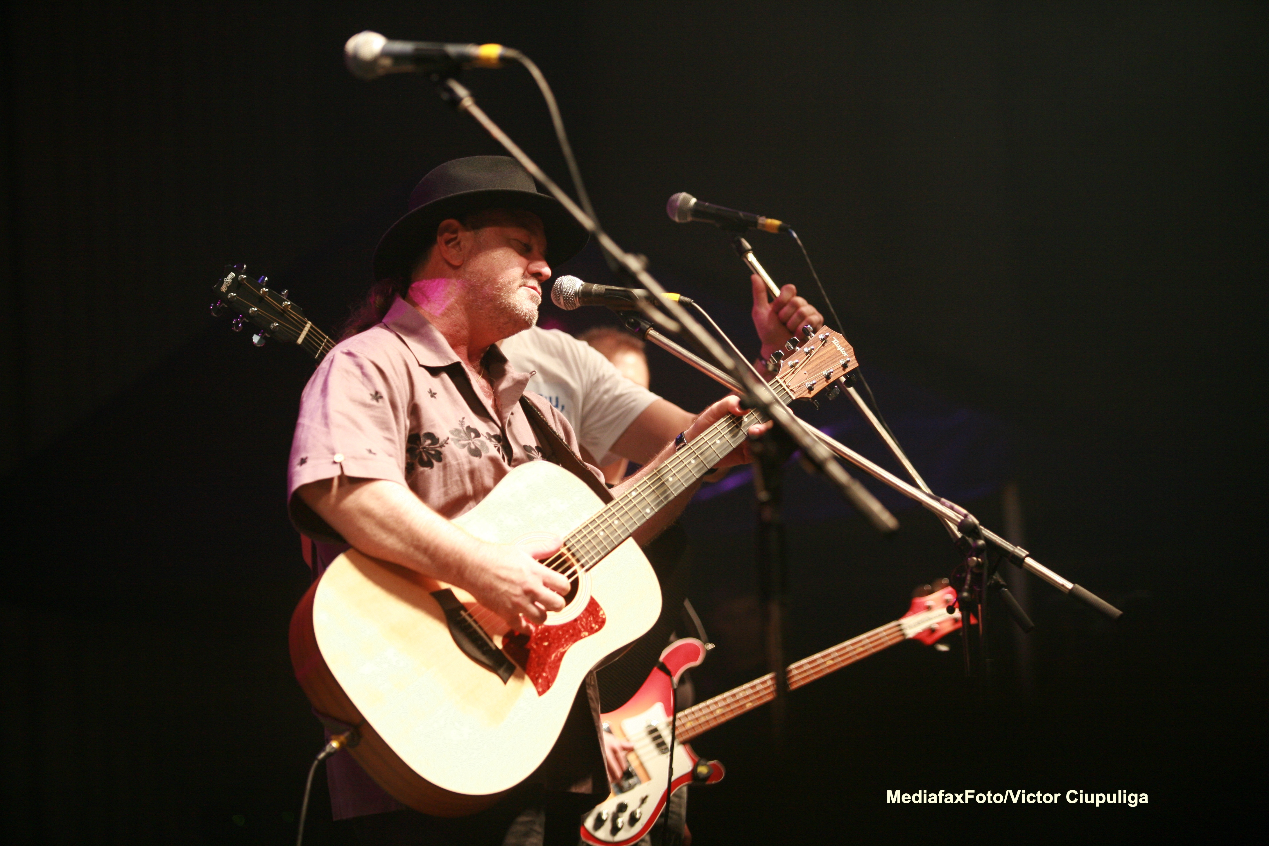 Capitala muzicii folk se va muta in acest weekend la Alba Iulia
