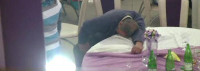 "Am fost omeniti, acum votam." Cum arata o petrecere electorala cu 3 sate, cand legea interzice asta