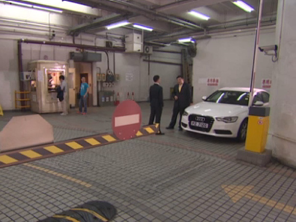 In ce tara se afla CEL MAI SCUMP loc de parcare din lume: "Poti ajunge direct la birou in numai 20 de pasi!" VIDEO