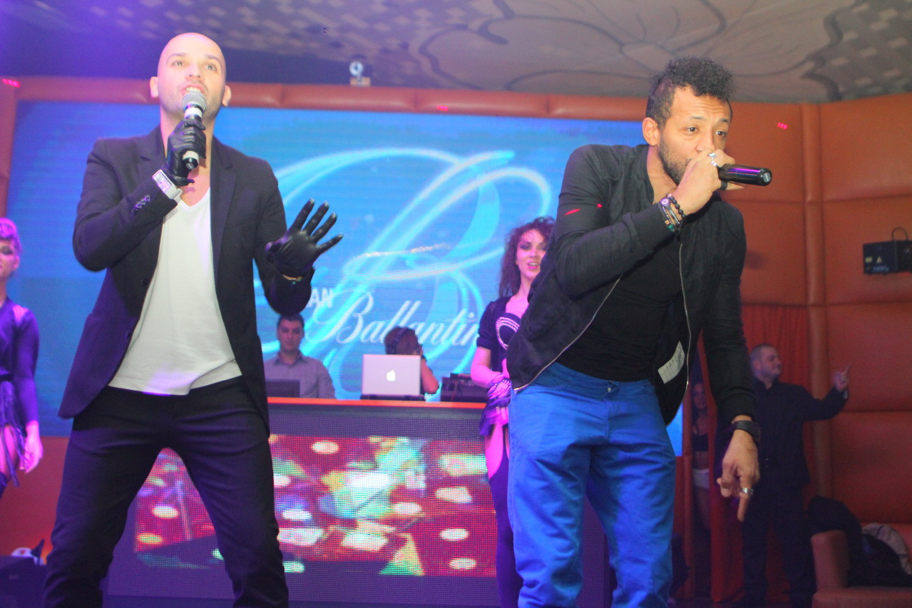 Trupa Alb-Negru a sustinut aseara un super concert, la Timisoara. Vezi GALERIE FOTO de la eveniment