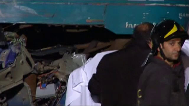 Cei sase romani care au murit in accidentul din Italia lucrau in conditii mizere, aproape ca sclavi