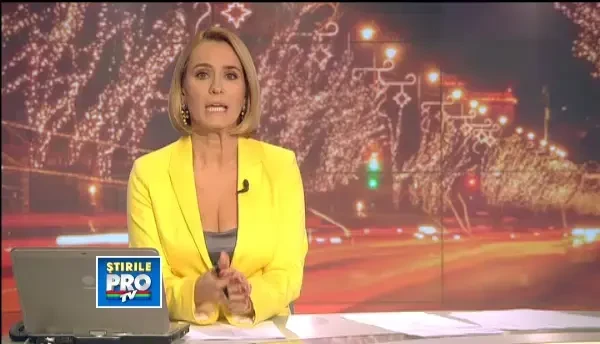 Un barbat a murit in timp ce monta beculete pentru Craciun pe un stalp din Ploiesti