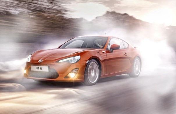 Toyota pregateste o surpriza cu modelul GT86: "Vor avea o "surioara decapotabila"