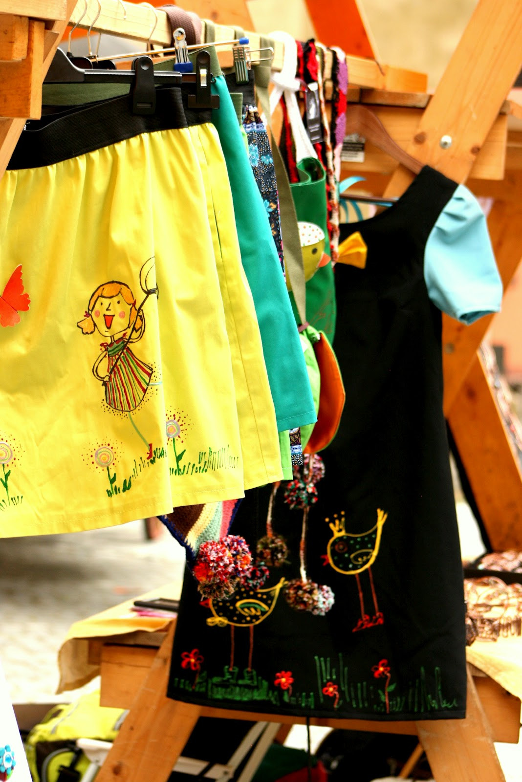 Peste 50 de tineri designeri romani expun in weekend la Sibiu