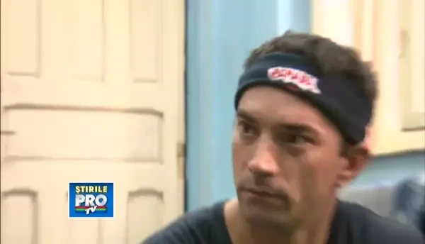 Interviu cu Andrei, ziua circar,noaptea aurolac:Mama stie ca sunt in Bucuresti, nu ca stau pe strada