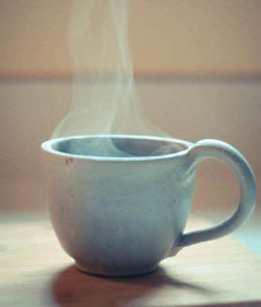 Ce s-a intamplat cu femeia care a batut aproape toata viata echivalentul a 100 de cani de ceai pe zi