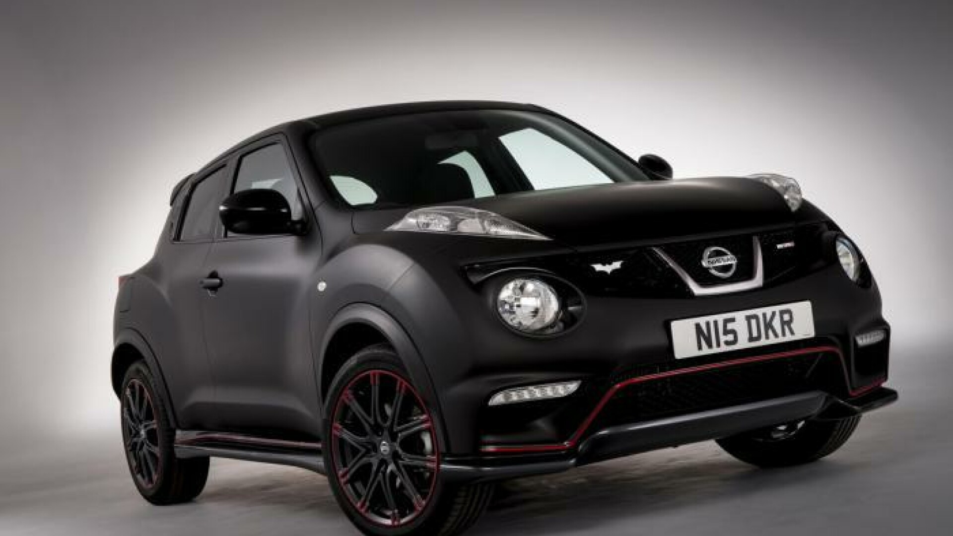 Batman circula cu Juke: Nissan lanseaza o editie limitata GALERIE FOTO