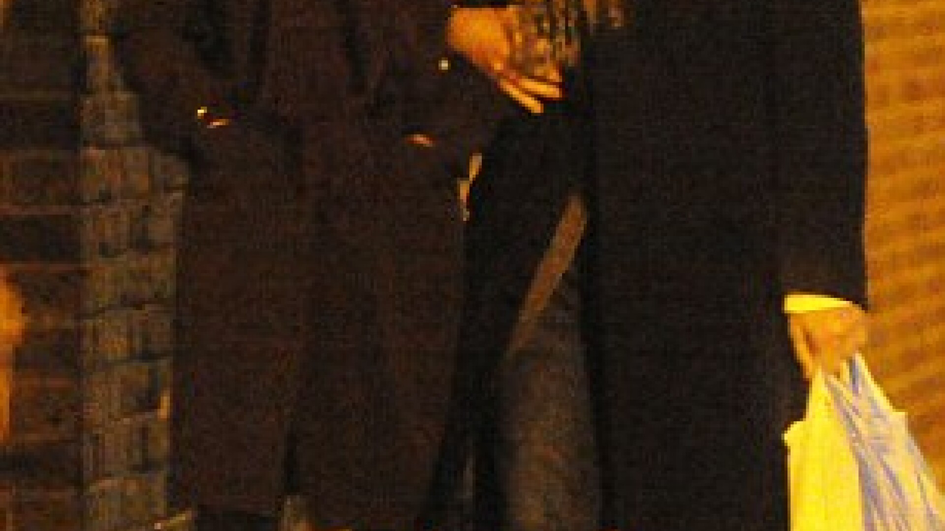 Tim Wilcox si Sophia Long