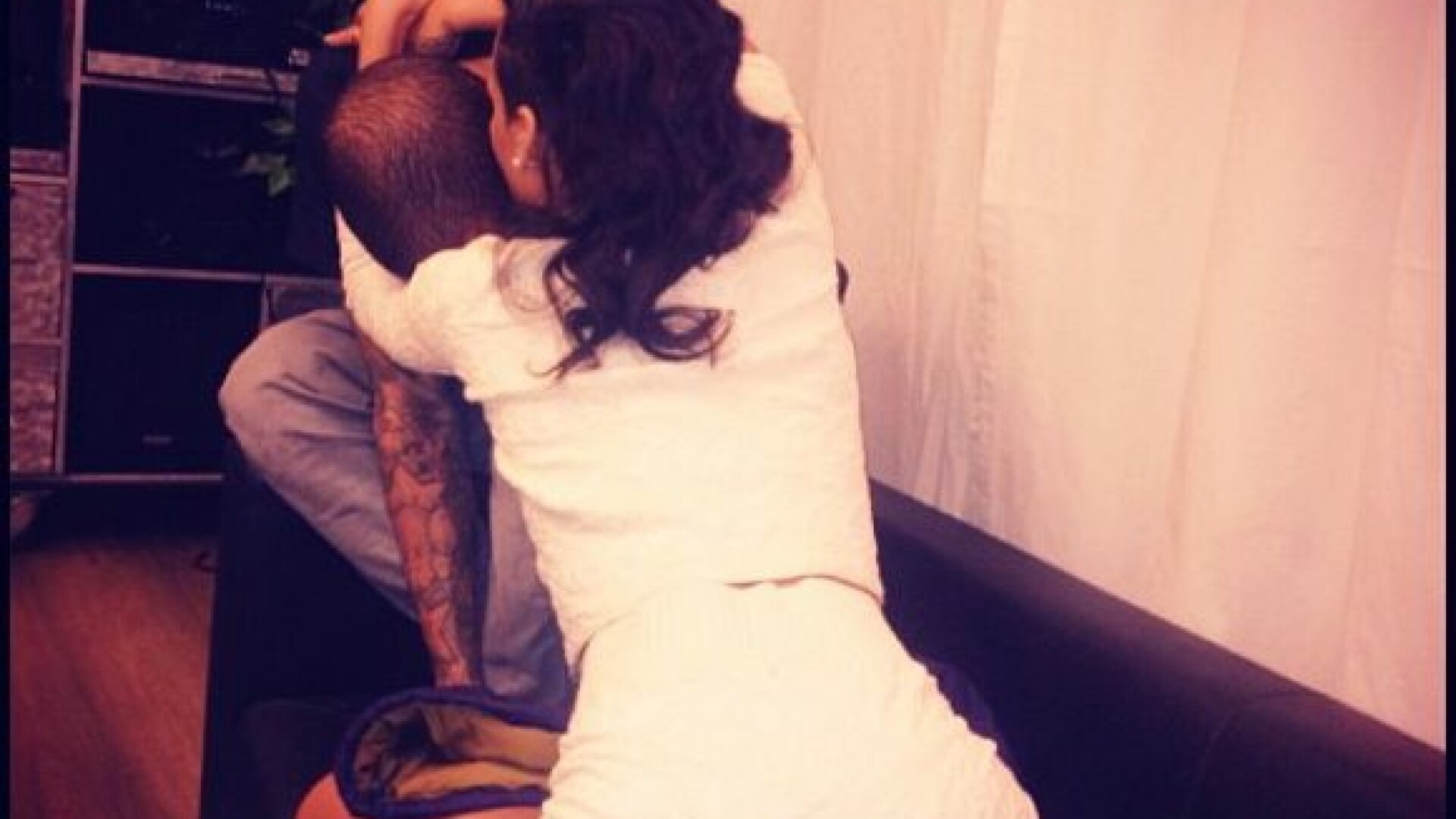 Rihanna si Chris Brown