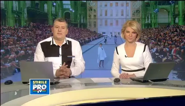 Romania e a ta! Cum a aflat Karl Legerfeld despre ciorba de fasole din Romania chiar de la muza sa