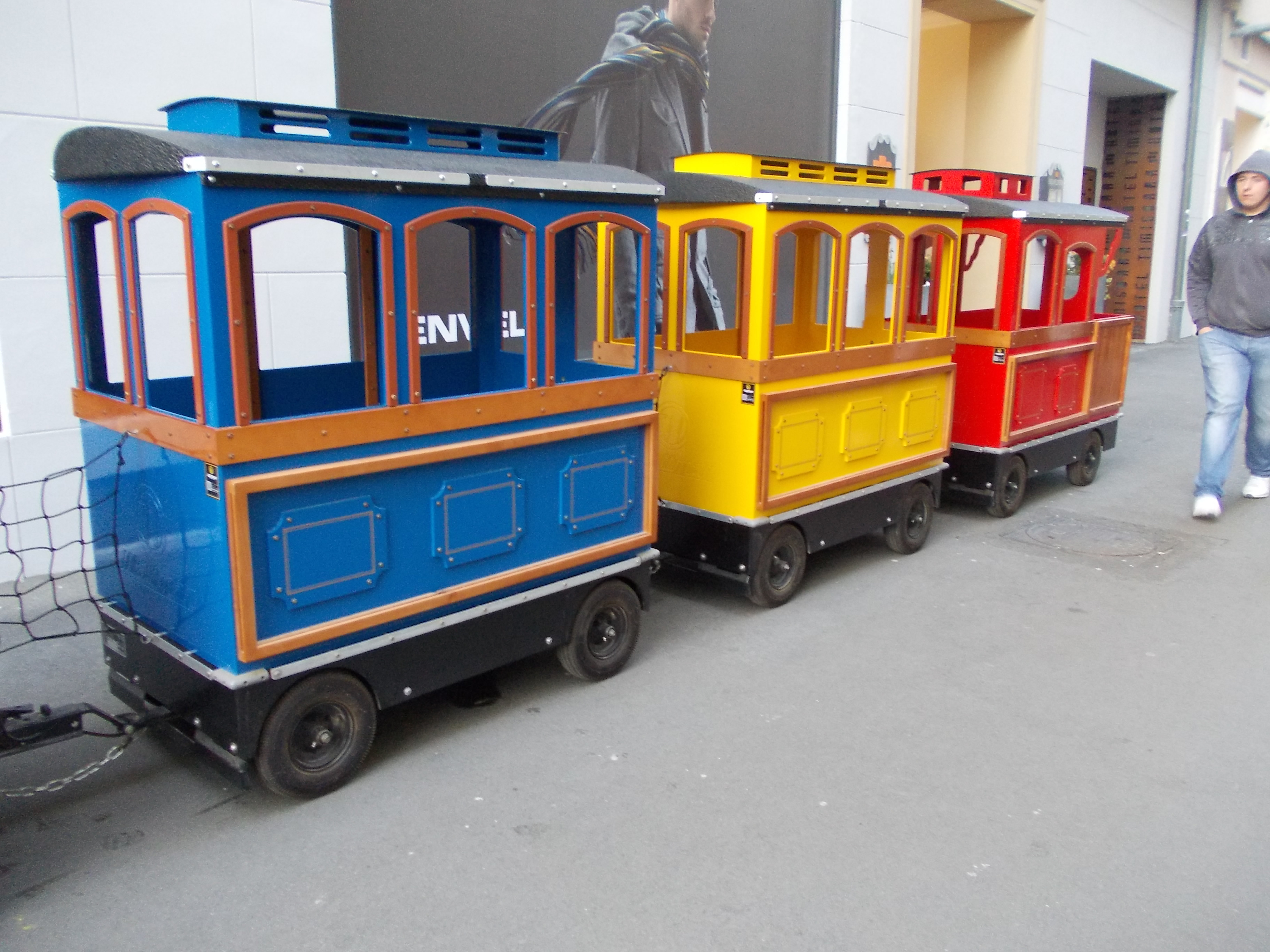 Adio trenulet si canoe in Parcul Copiilor. Primaria a sistat functionarea lor