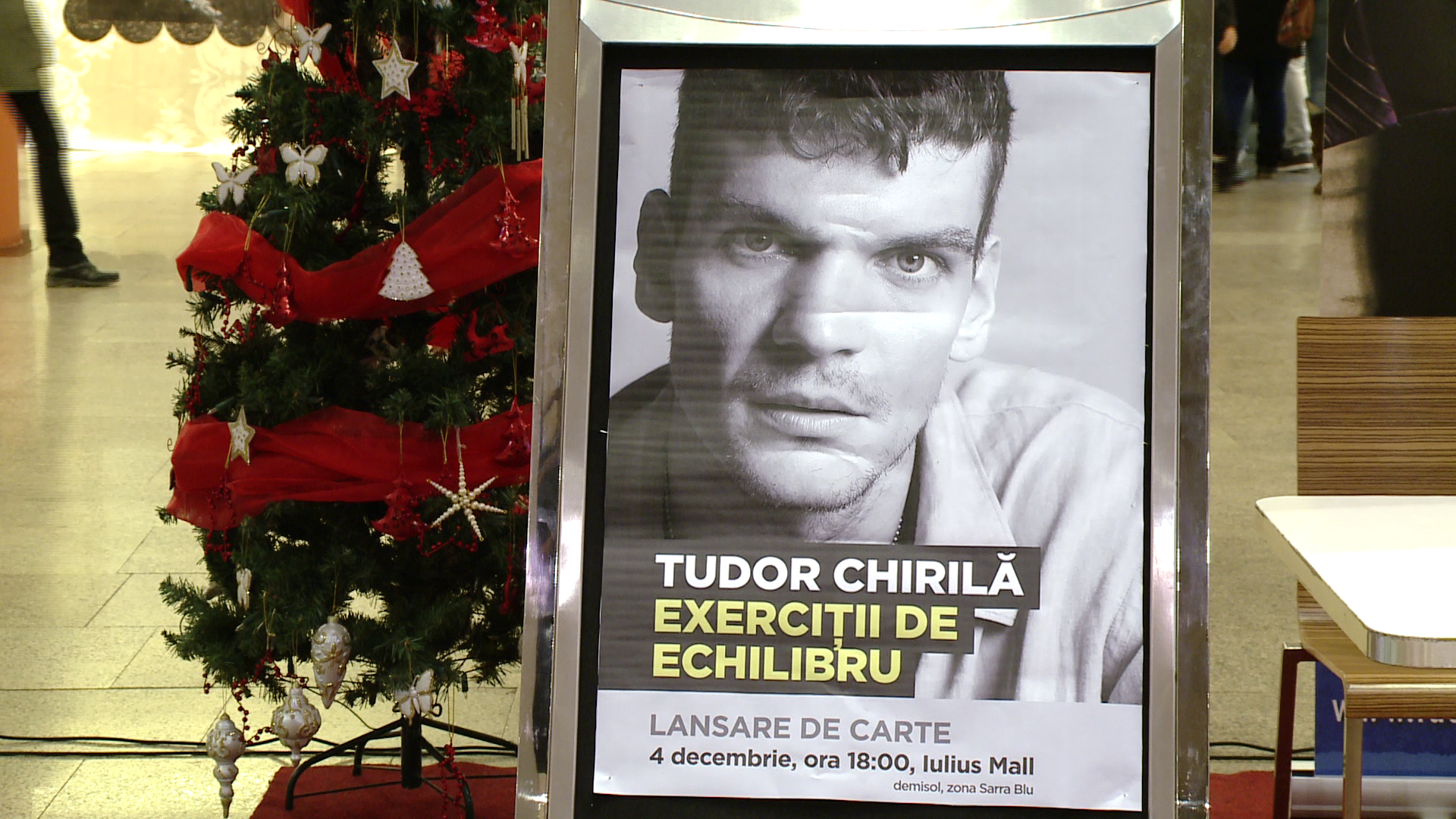 Tudor Chirila si-a lansat volumul "Exercitii de echilibru", la Timisoara