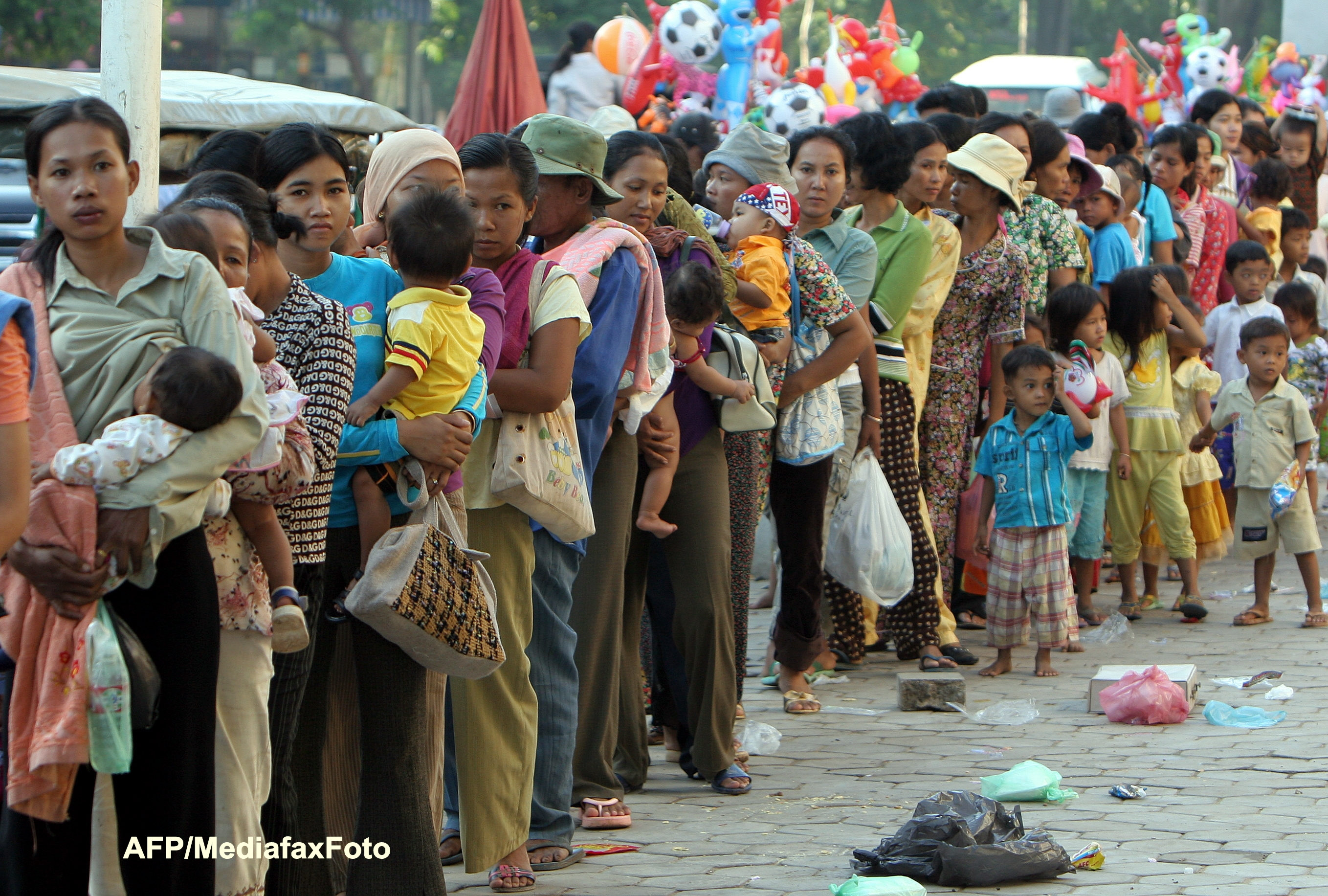 Cel mai puternic taifun din Filipine in 2012. Bilantul a ajuns la 82 de morti si 21 de disparuti