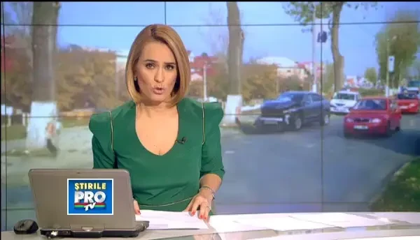 Smiley a fost implicat intr-un accident de circulatie. Masina sa a iesit cea mai sifonata