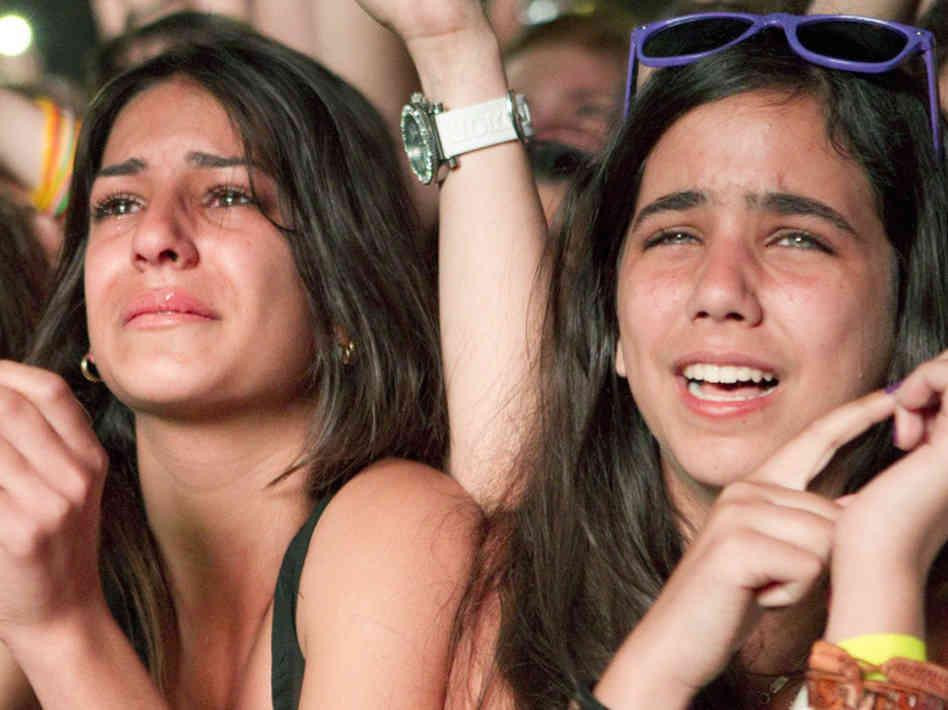 TRAGEDIE in lumea muzicii in aceasta seara! Fanii sunt in lacrimi dupa ce o legenda uriasa s-a stins