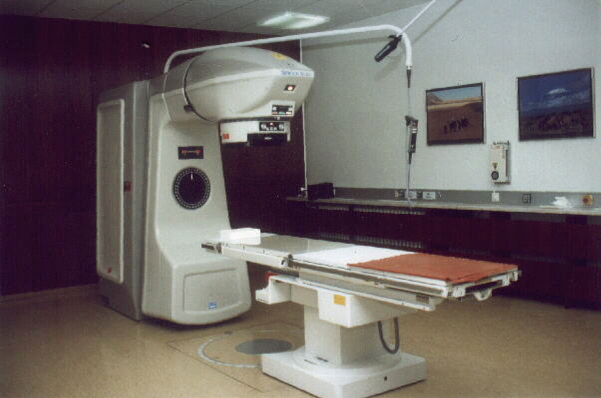 Vrea sa-si salveze copilul, dar risca sa-l omoare. O mama refuza tratamentul medical pentru fiul ei