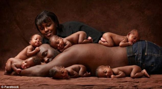 Cum arata astazi micutii din fotografia de pe Facebook care a impresionat intreaga lume