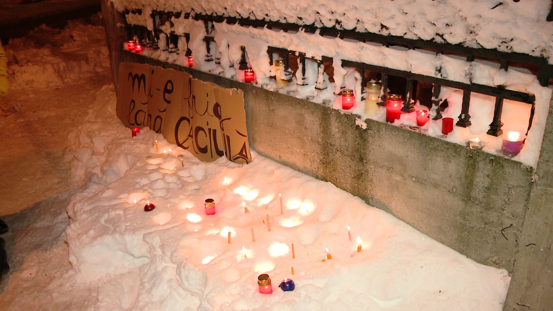 “Mi-e frig fara caciula!” Timisorenii au protestat la Casa Muhle fata de dezinteresul autoritatilor