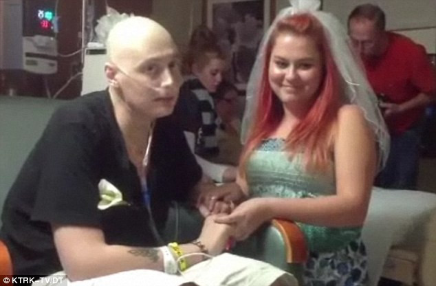 Gestul emotionant al unui tanar care a aflat ca moare in cateva zile. "Trebuia sa-mi schimb planul"