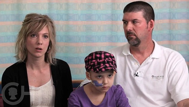 O fetita de 7 ani, bolnava de cancer, a fost vindecata cu ajutorul HIV! VIDEO