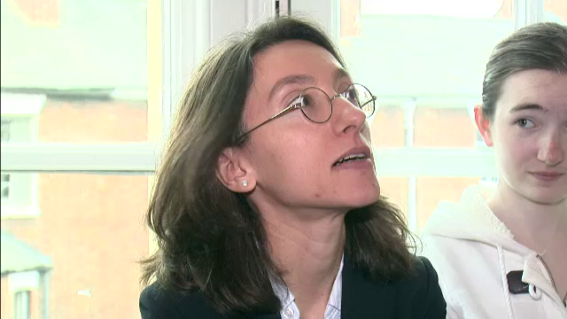 Duminica, 18:00, cine este romanca de la Oxford care le preda limba noastra englezilor