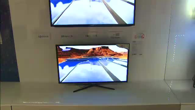 Romanii, pe primul loc in Europa la consumul de programe de televiziune: 5 ore si 30 de minute/zi